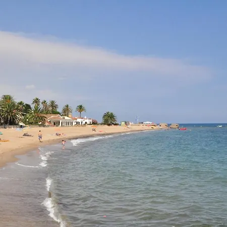 Сasa de vacaciones Palmeras 1 - Only Families