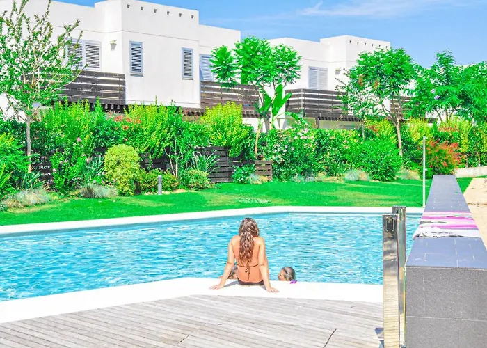 Litoral Costa Dorada - Palmeras Only Families 度假居