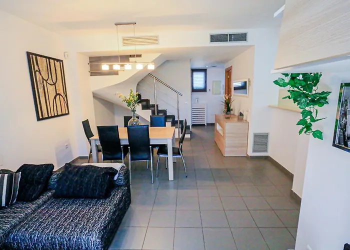 度假居 Litoral Costa Dorada - Palmeras Only Families 坎布里尔斯